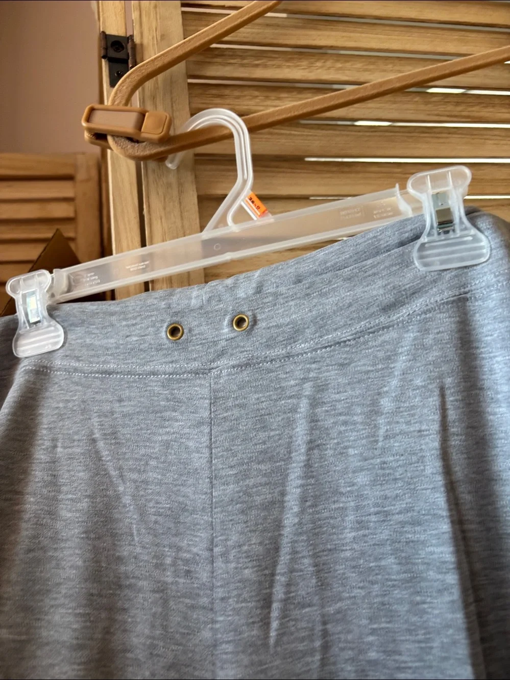 Gray Wide Leg Capris Medium